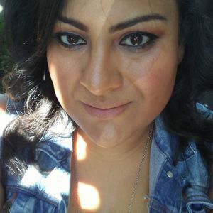 Meet your Posher, Laura